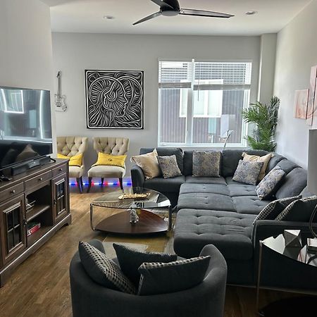 Luxury Townhome Skyline Views Mins To Dt Nashville Exteriér fotografie