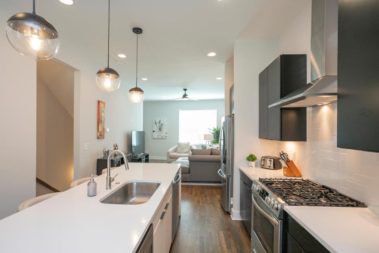 Luxury Townhome Skyline Views Mins To Dt Nashville Exteriér fotografie