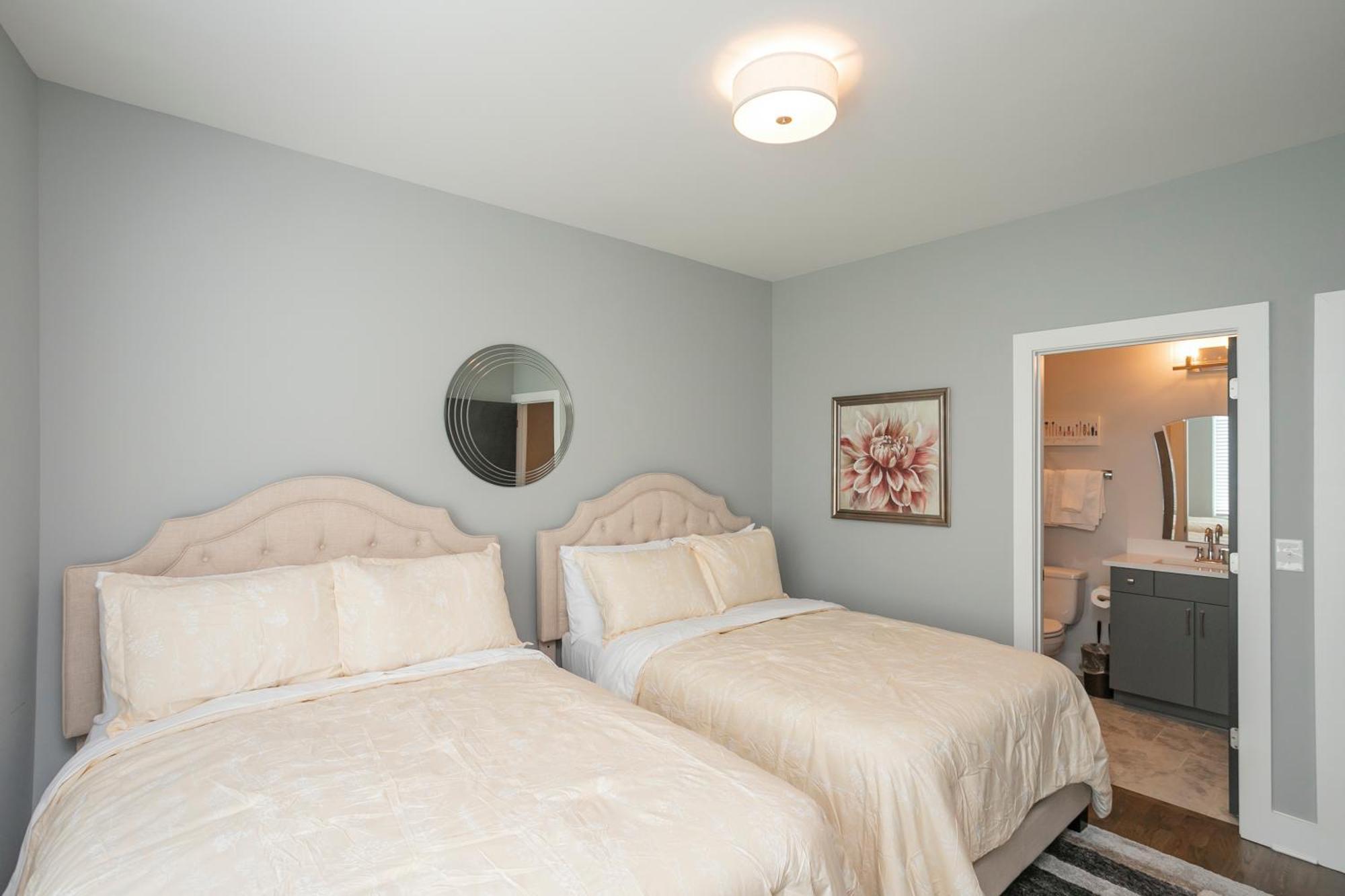 Luxury Townhome Skyline Views Mins To Dt Nashville Exteriér fotografie