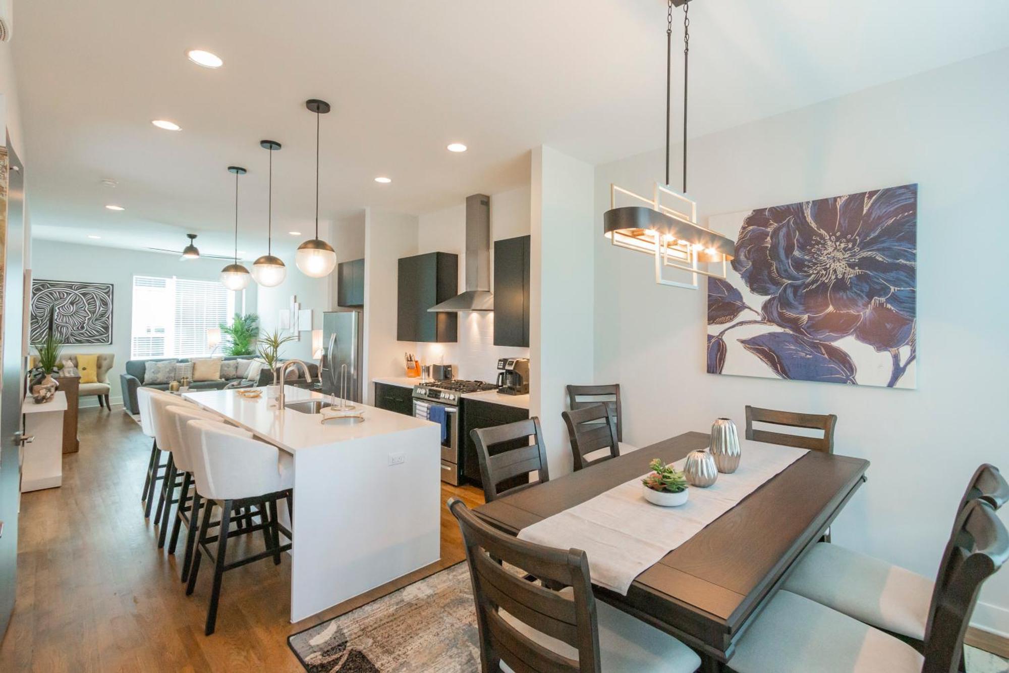 Luxury Townhome Skyline Views Mins To Dt Nashville Exteriér fotografie