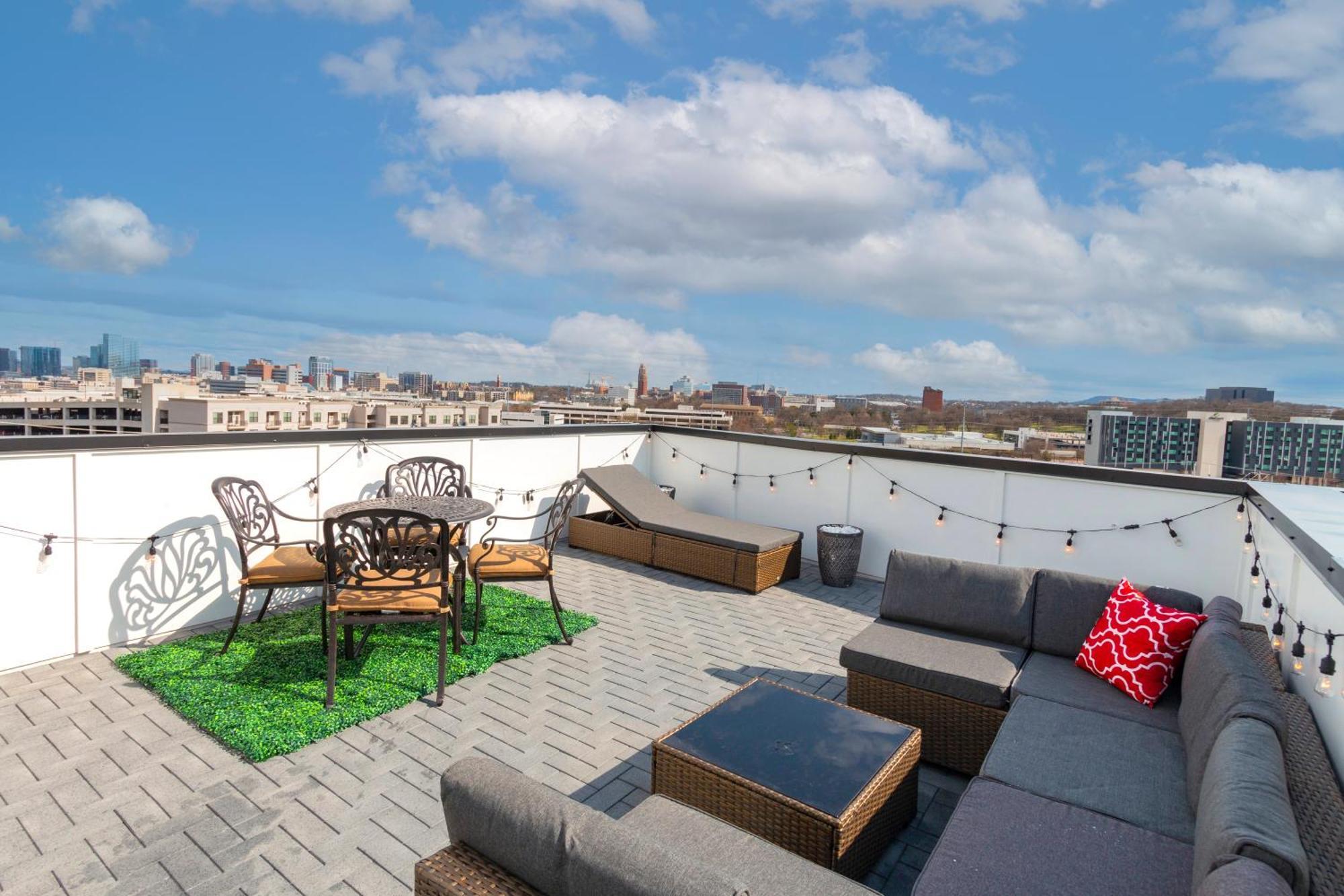 Luxury Townhome Skyline Views Mins To Dt Nashville Exteriér fotografie